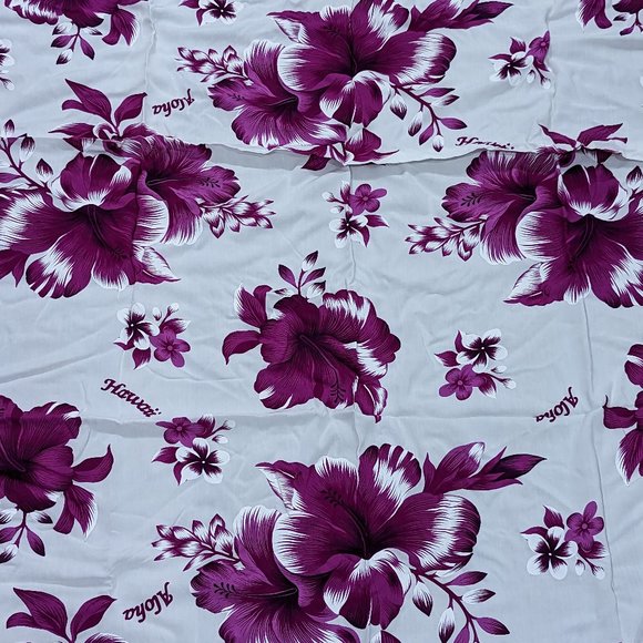 Hawaiian Floral Wrap - Picture 1 of 2